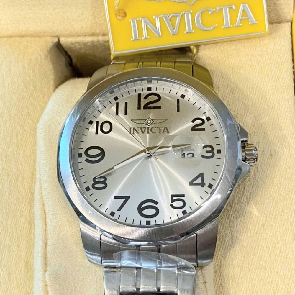 [SOLD] Invicta Men's Tritnite Night Glow Specialty Collection Stainless Steel